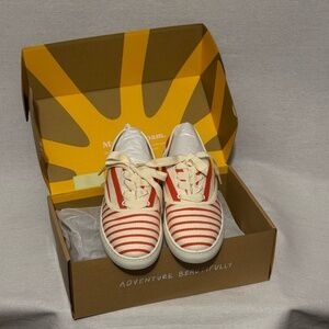 NIB Soludos Marin Stripe Sneakers - size 9
